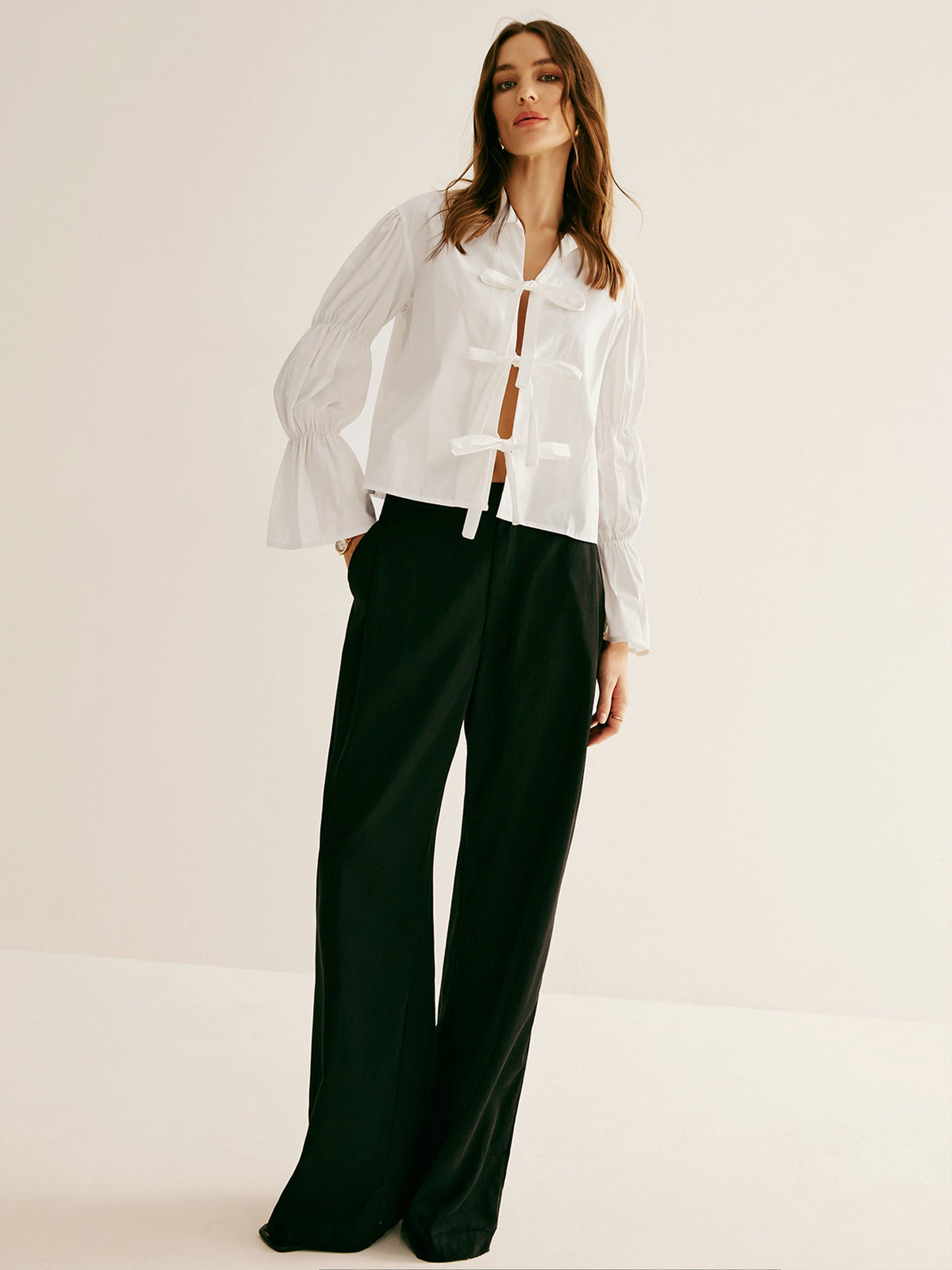 Pliseli Ön Bağcıklı Polo Gömlek