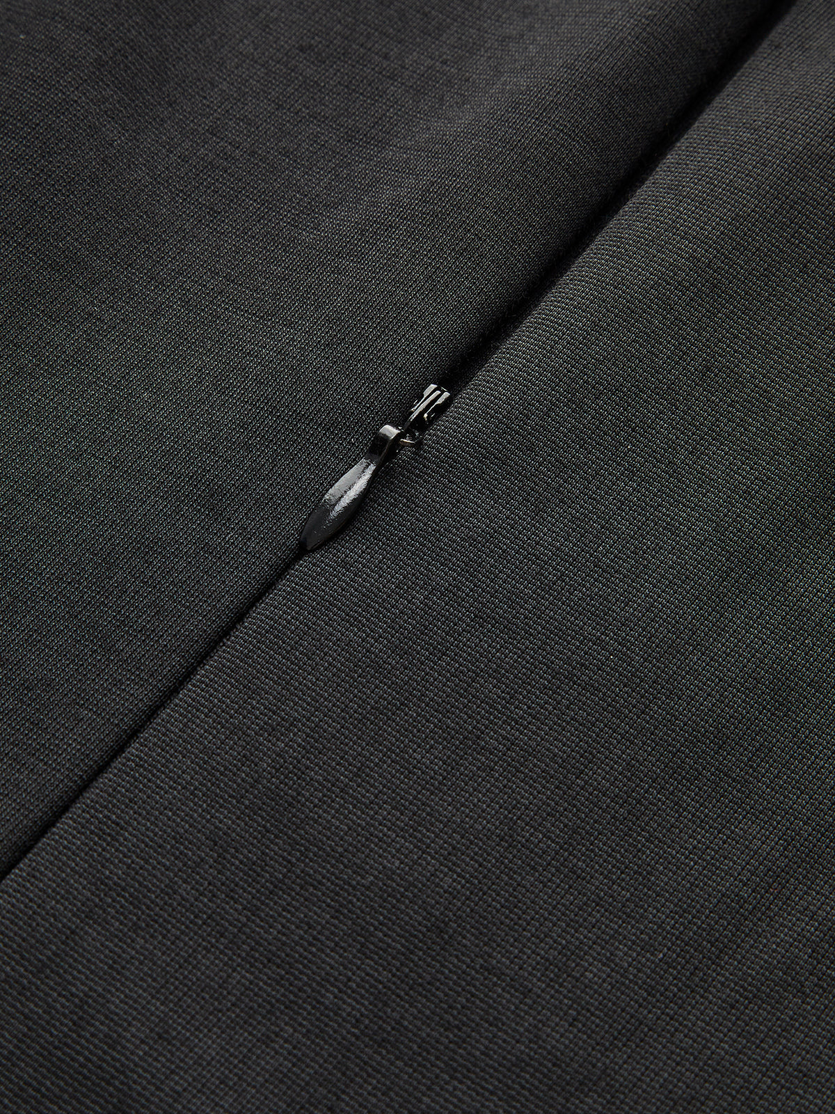 İki Tonlu Panelli Pileli Elbise