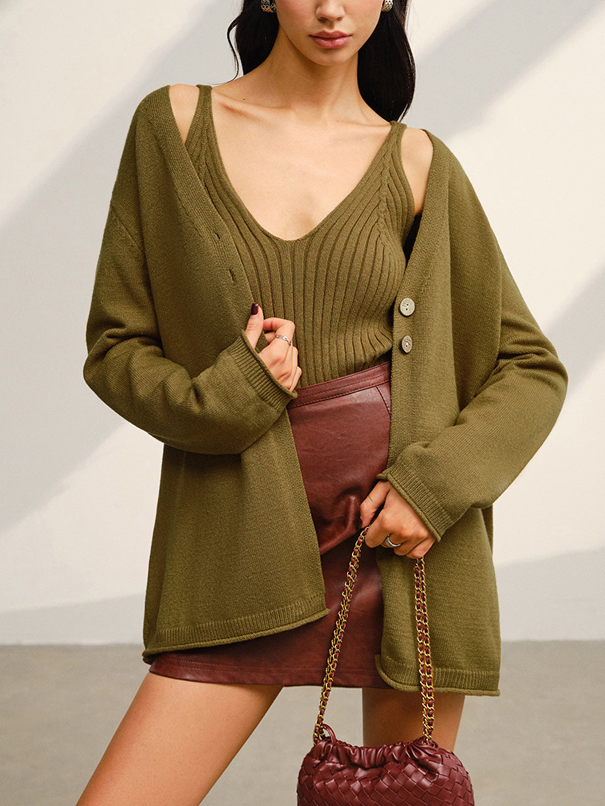 V Yakalı Kaburgalı Kazak Koordinatları