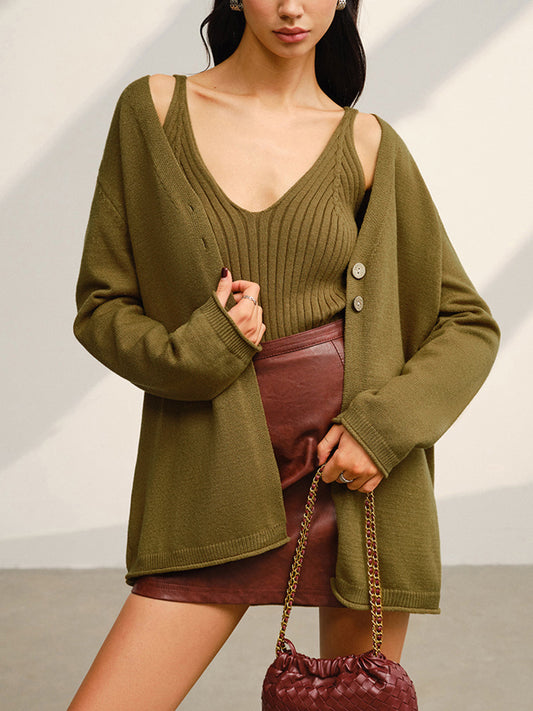 V Yakalı Kaburgalı Kazak Koordinatları