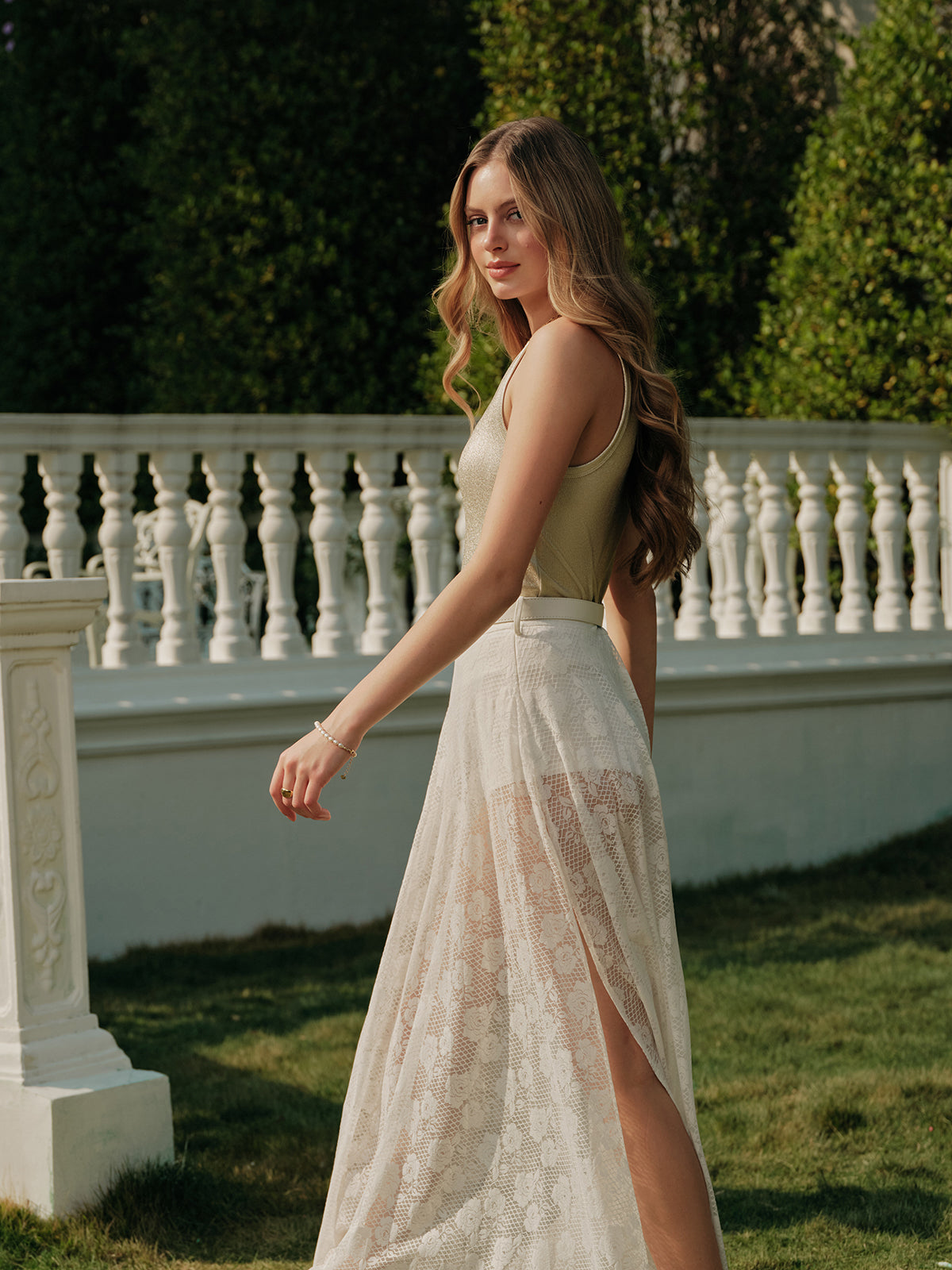 Şeffaf Dantelli Kemerli Etek