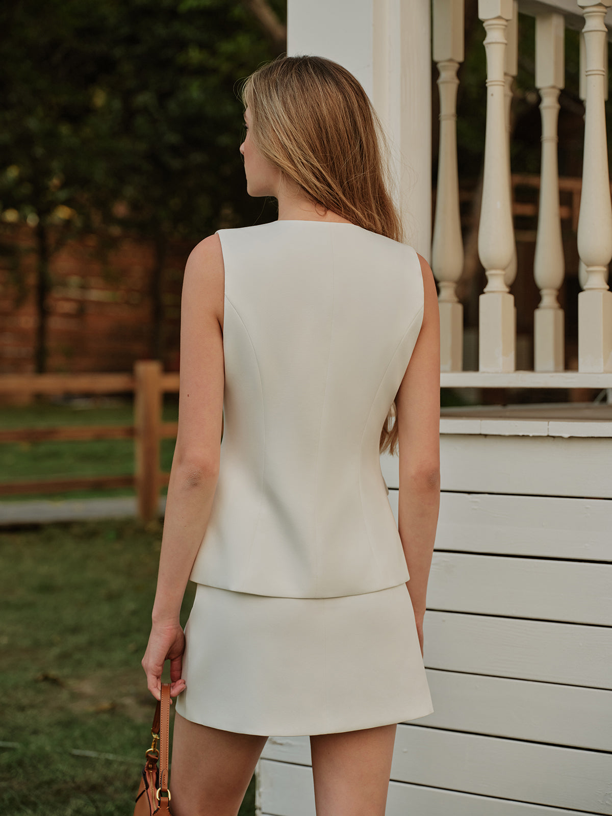 Şık Metal Düğmeli Yırtık Yelek