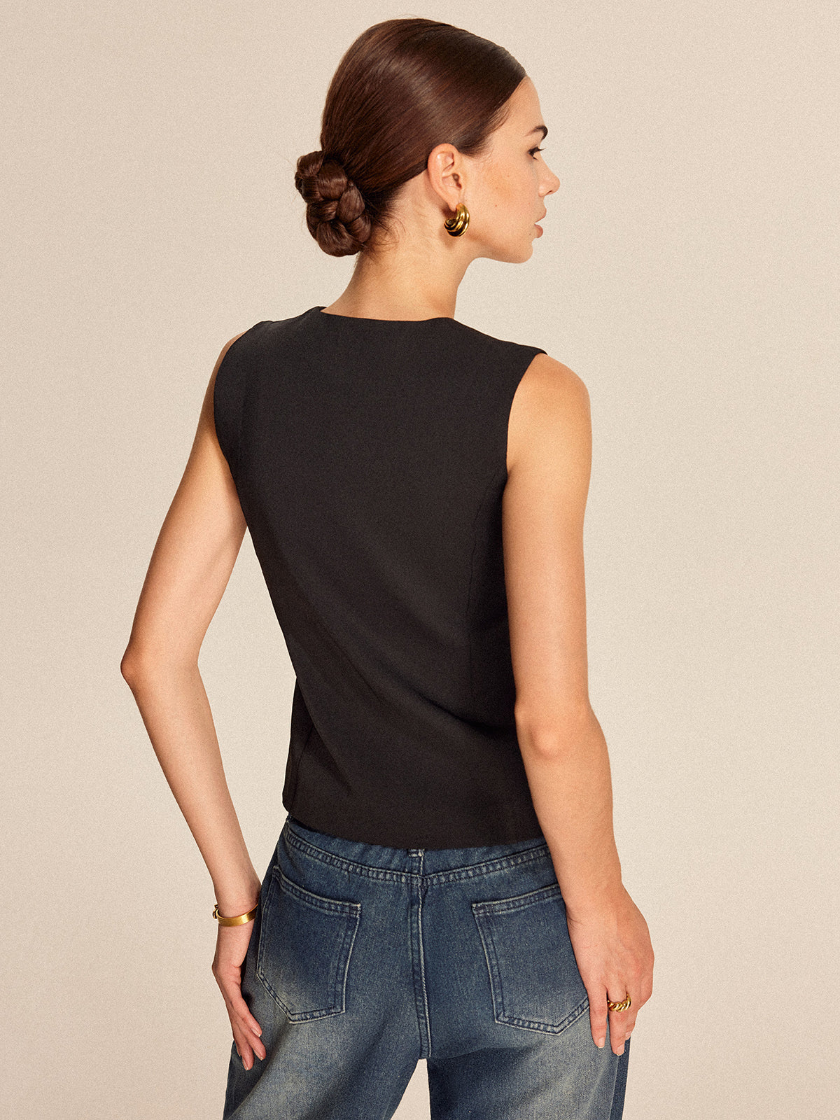 V Yaka Düğmeli Yelek