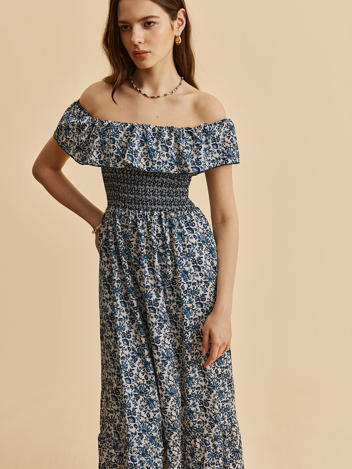 Boho Smokin Omuz Açık Fırfırlı Çiçekli Elbise