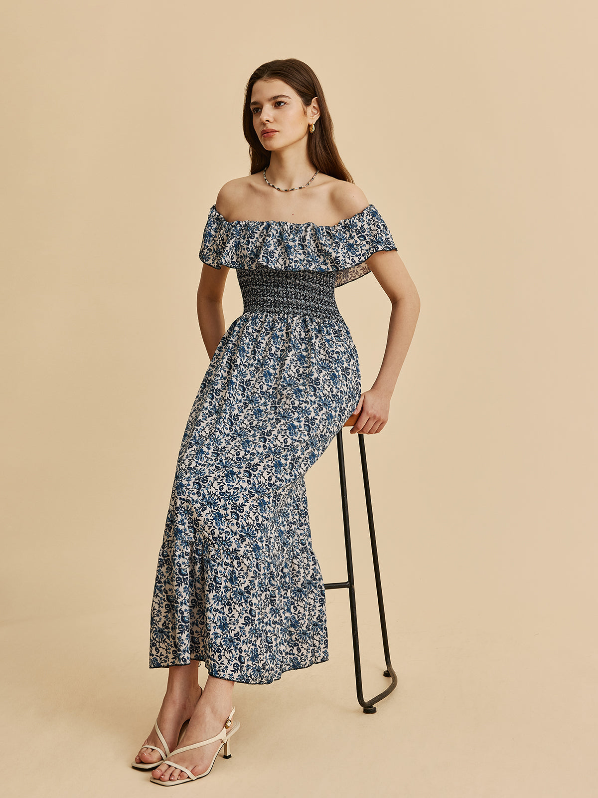 Boho Smokin Omuz Açık Fırfırlı Çiçekli Elbise