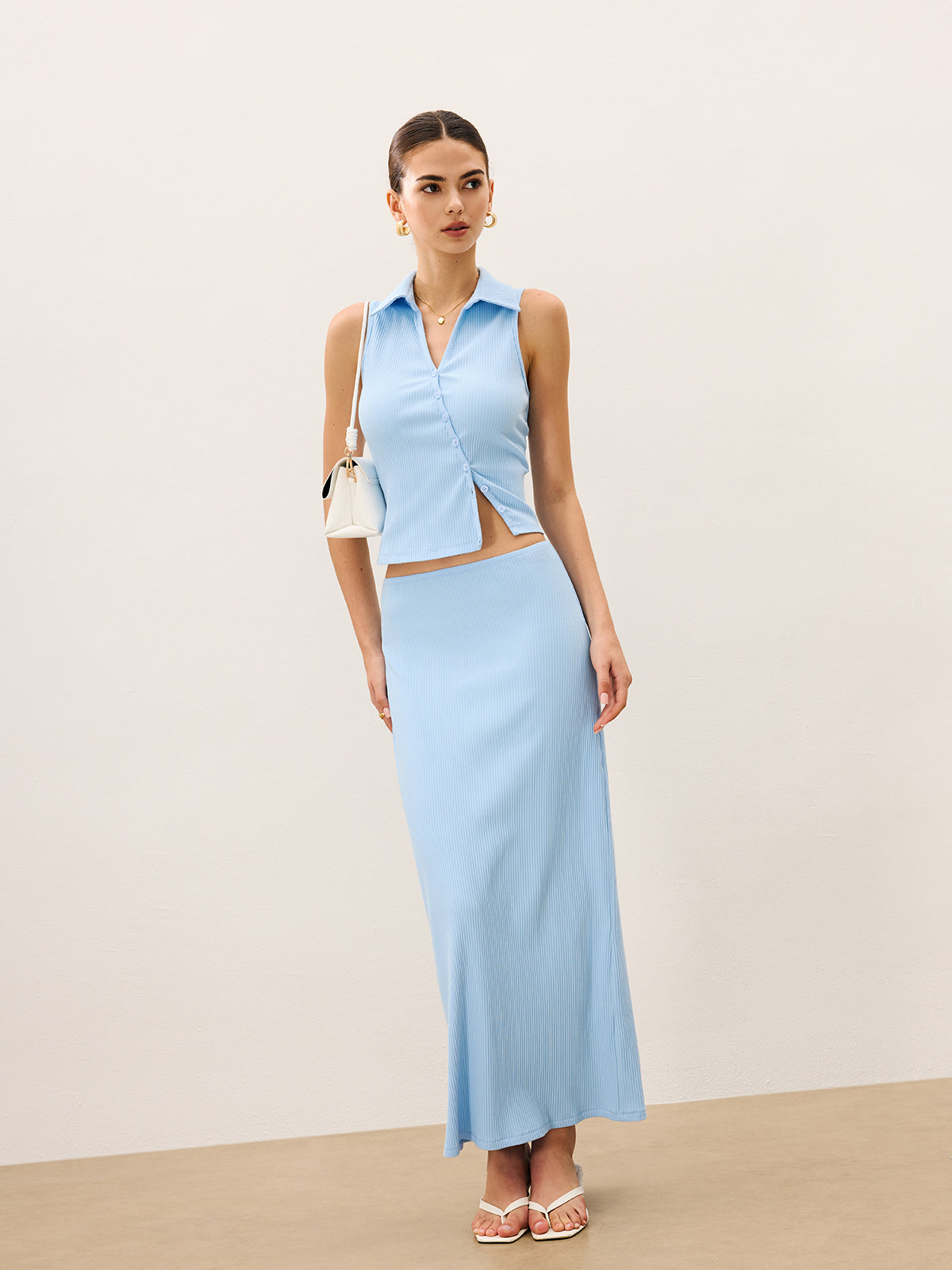 Kolsuz Crop Top Ve Uzun Etek Takımı