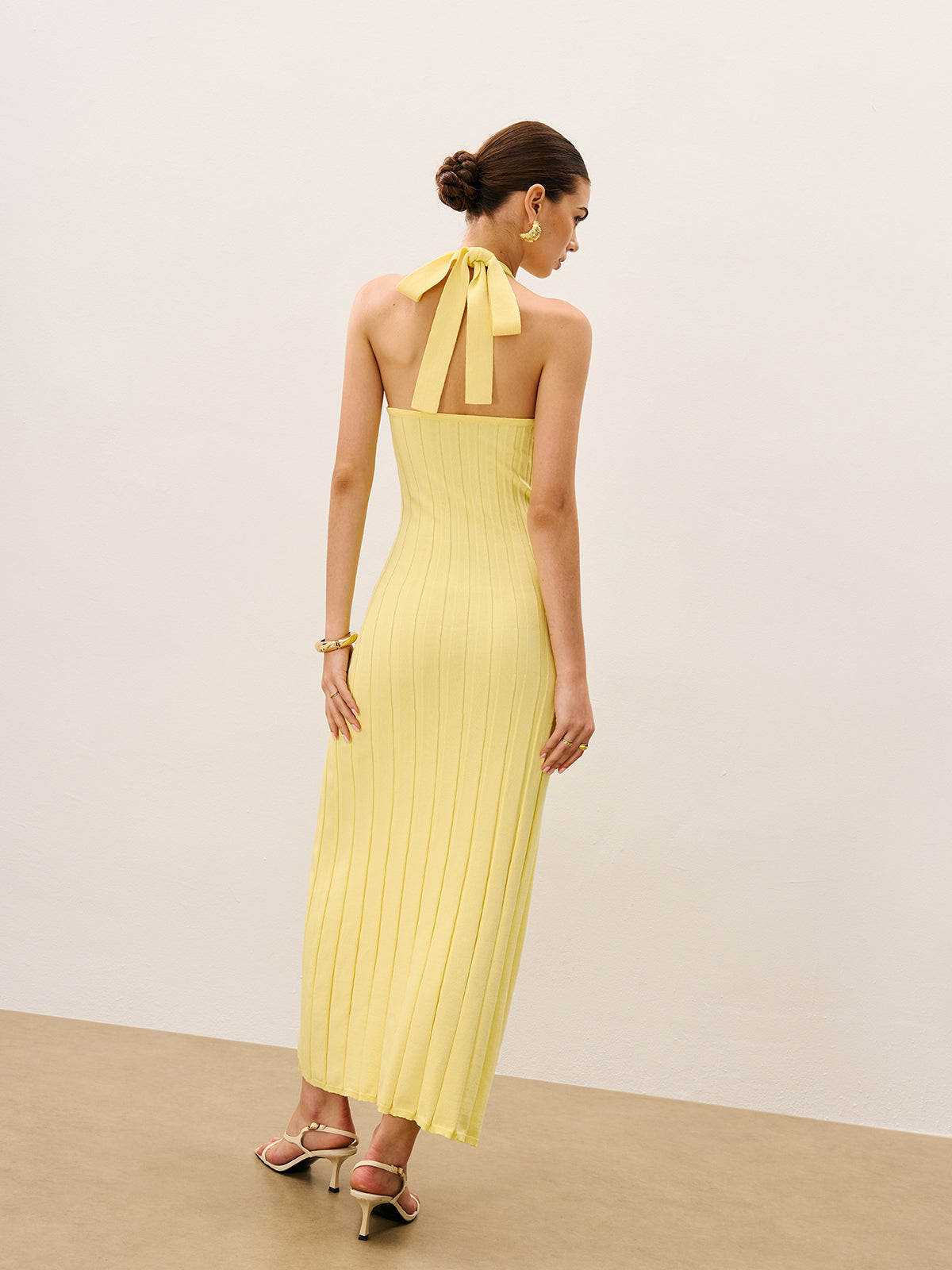 Halter Yaka Yivli Örgü Elbise