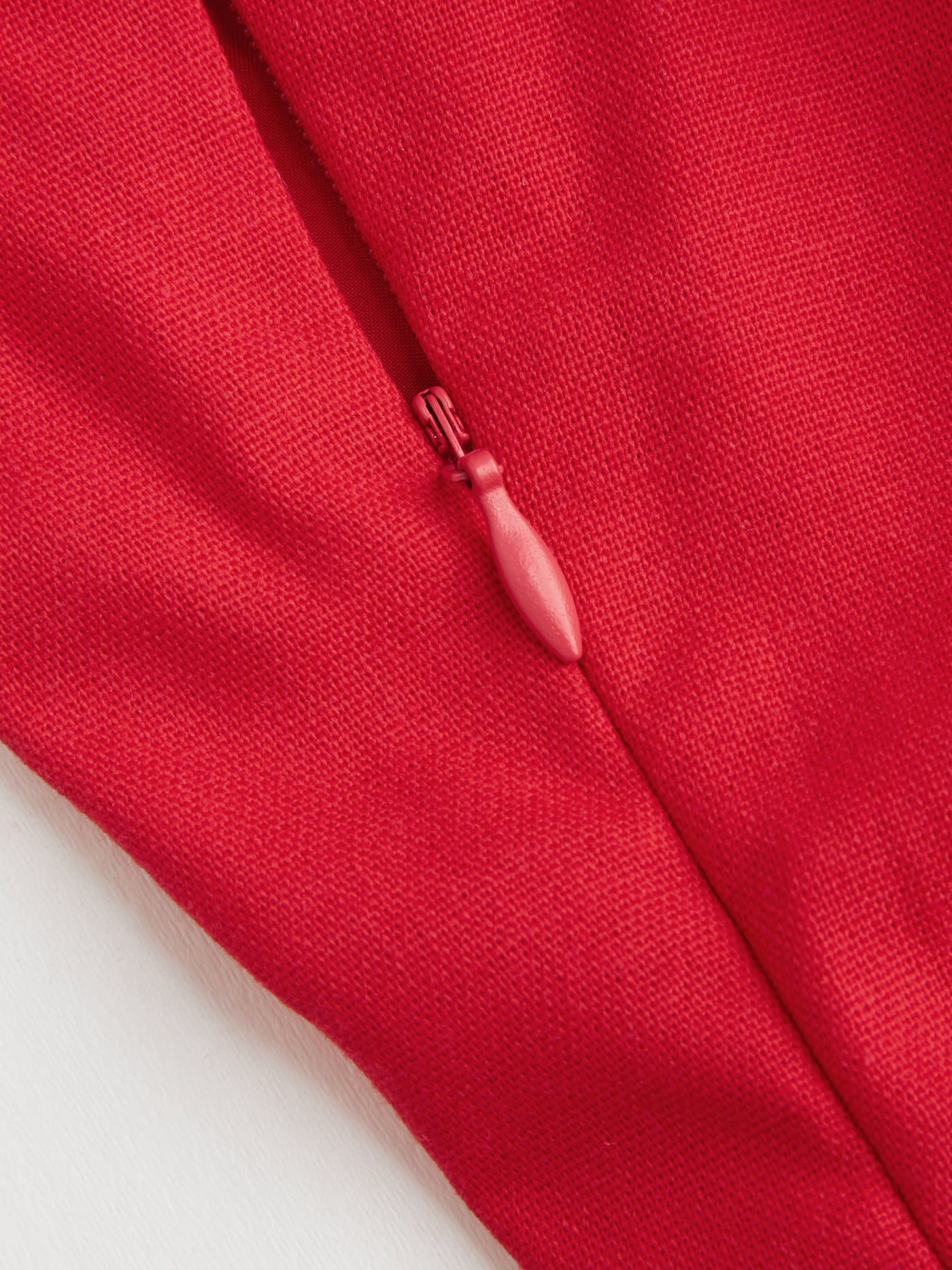 Vestido midi de mezcla de lino con cuello barco, volantes y espalda descubierta - Rojo