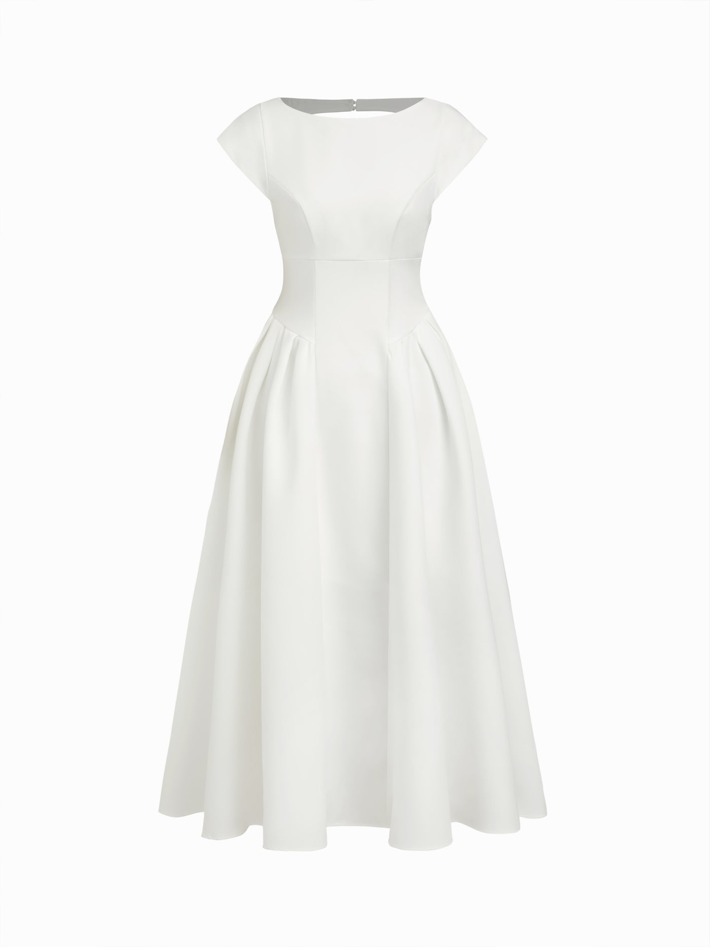 Vestido largo con cuello barco, espalda descubierta, aberturas y volante