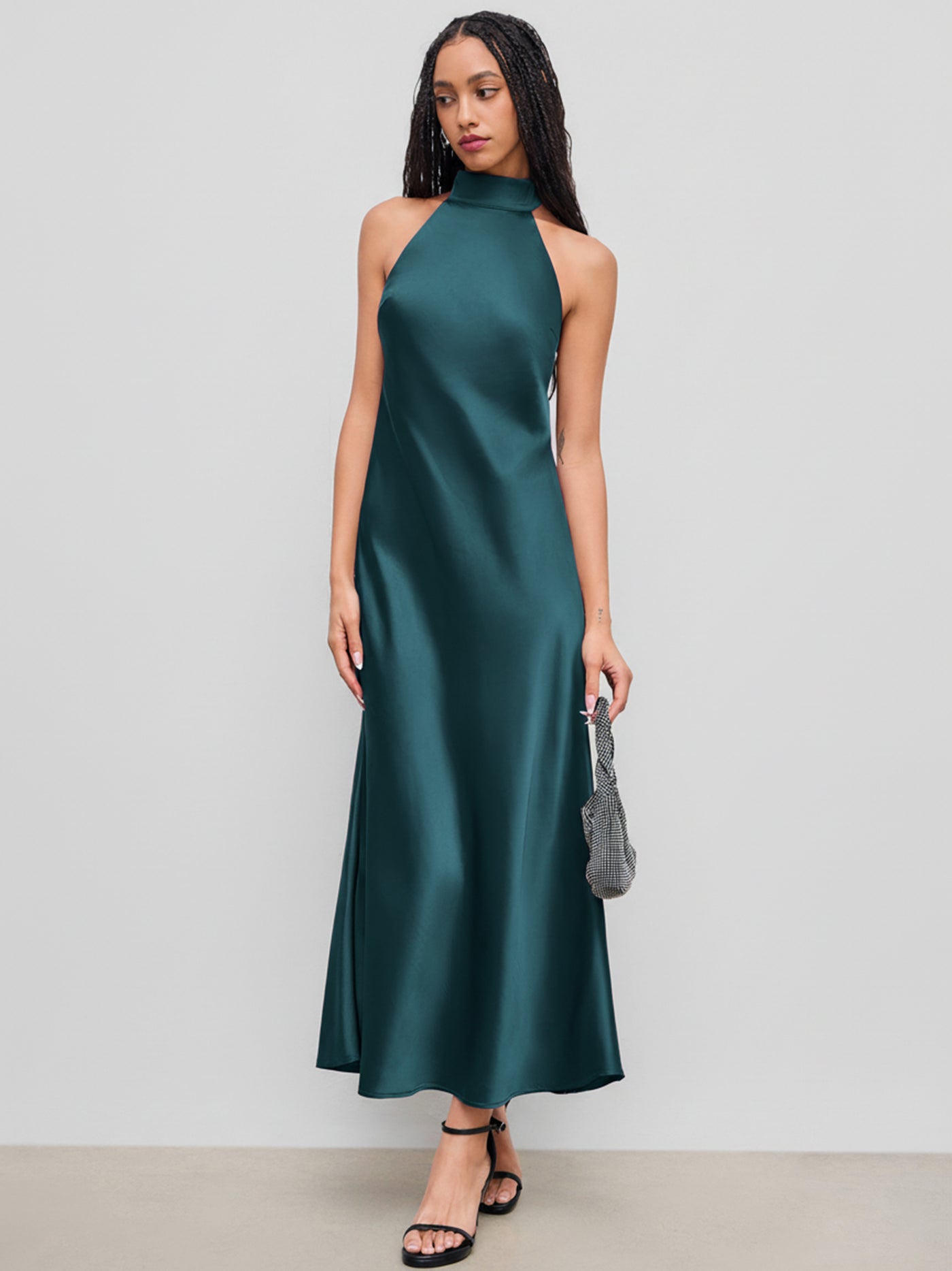 Vestido maxi satinado halter con espalda descubierta - Verde oscuro - imagen 2