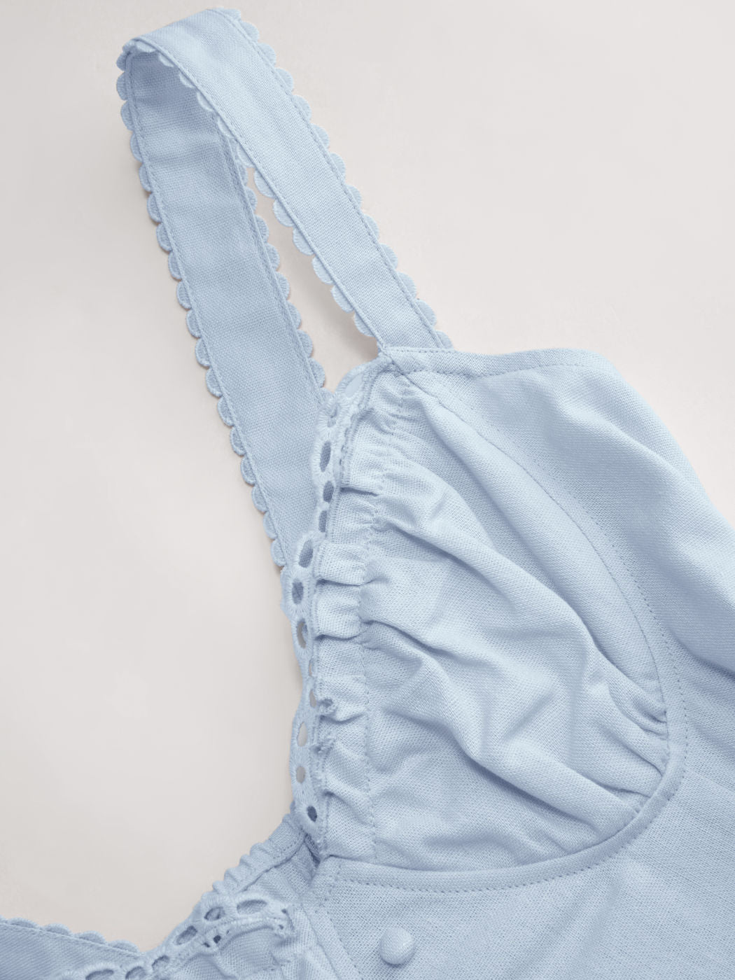 Vestido largo evasé con cuello en U, volantes y lazada - Azul bebé