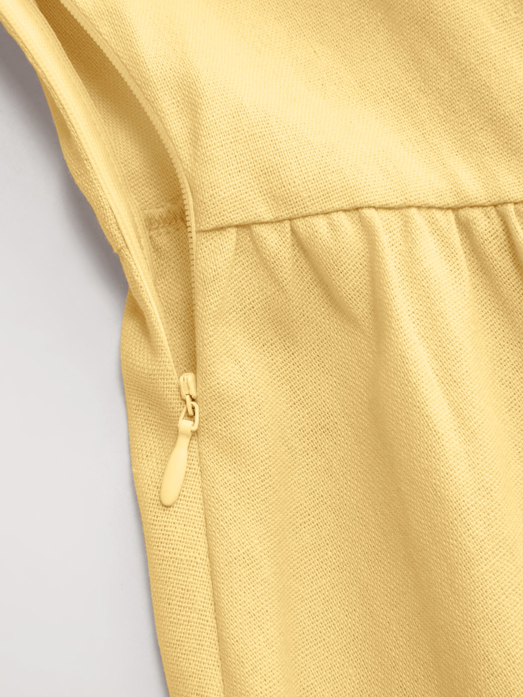 Vestido largo evasé con cuello en U, volantes y lazada - Amarillo
