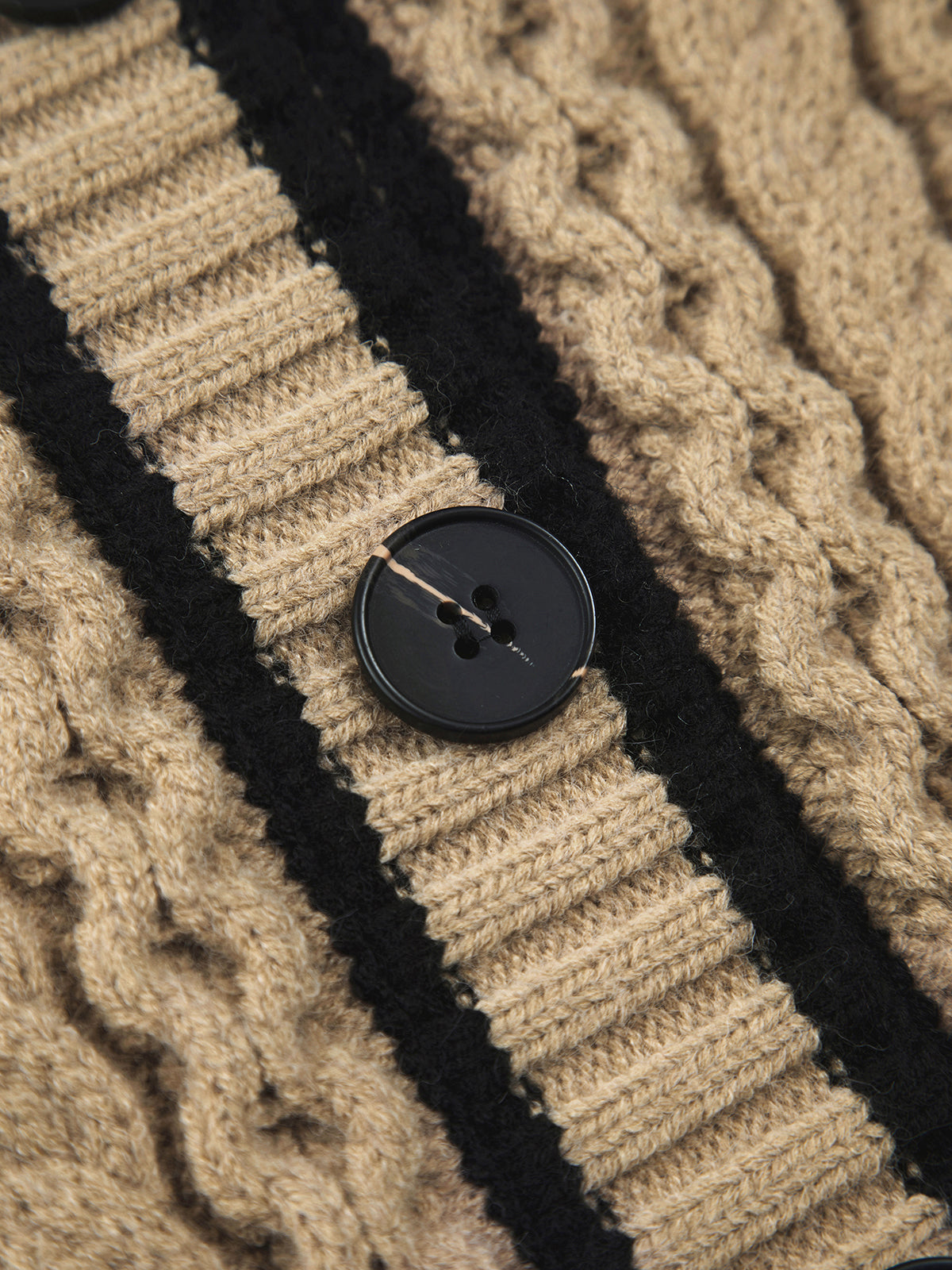 Örgülü Kapitone Büyük Boy Hırka Palto