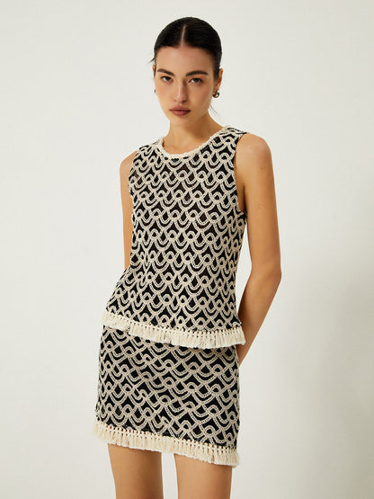 Tığ İşi Dalga Deseni Püskül Dekorlu Atlet