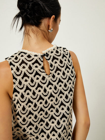 Tığ İşi Dalga Deseni Püskül Dekorlu Atlet