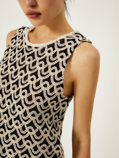 Tığ İşi Dalga Deseni Püskül Dekorlu Atlet