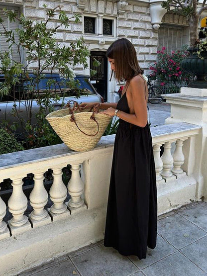 Sırtı Açık Bağcıklı Uzun Elbise