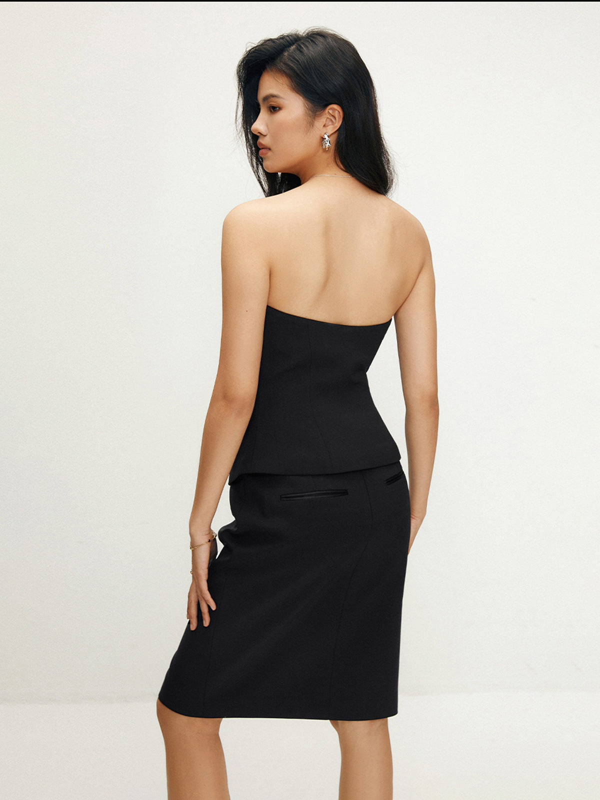 Düz Omuz Açık Bölünmüş Etek Takımı