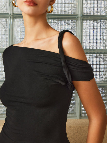 Omuz Açık Büküm Kollu Tişört