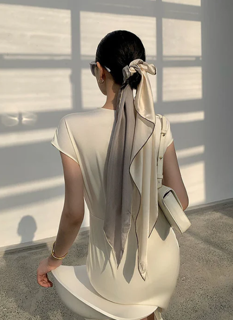 Kısa Kollu Midi Elbise