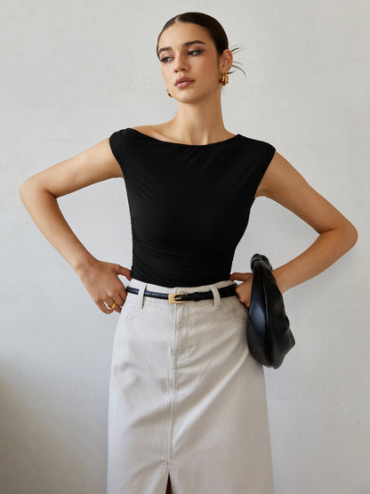 Sırtı Açık Bağcıklı Tişört