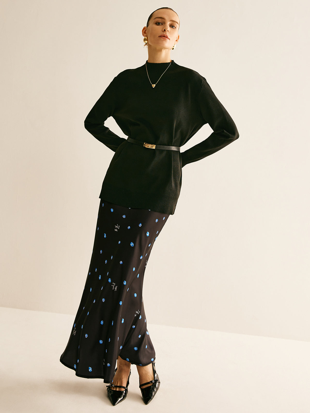 Düz Balıkçı Yaka Çok Yönlü Kemerli Kazak