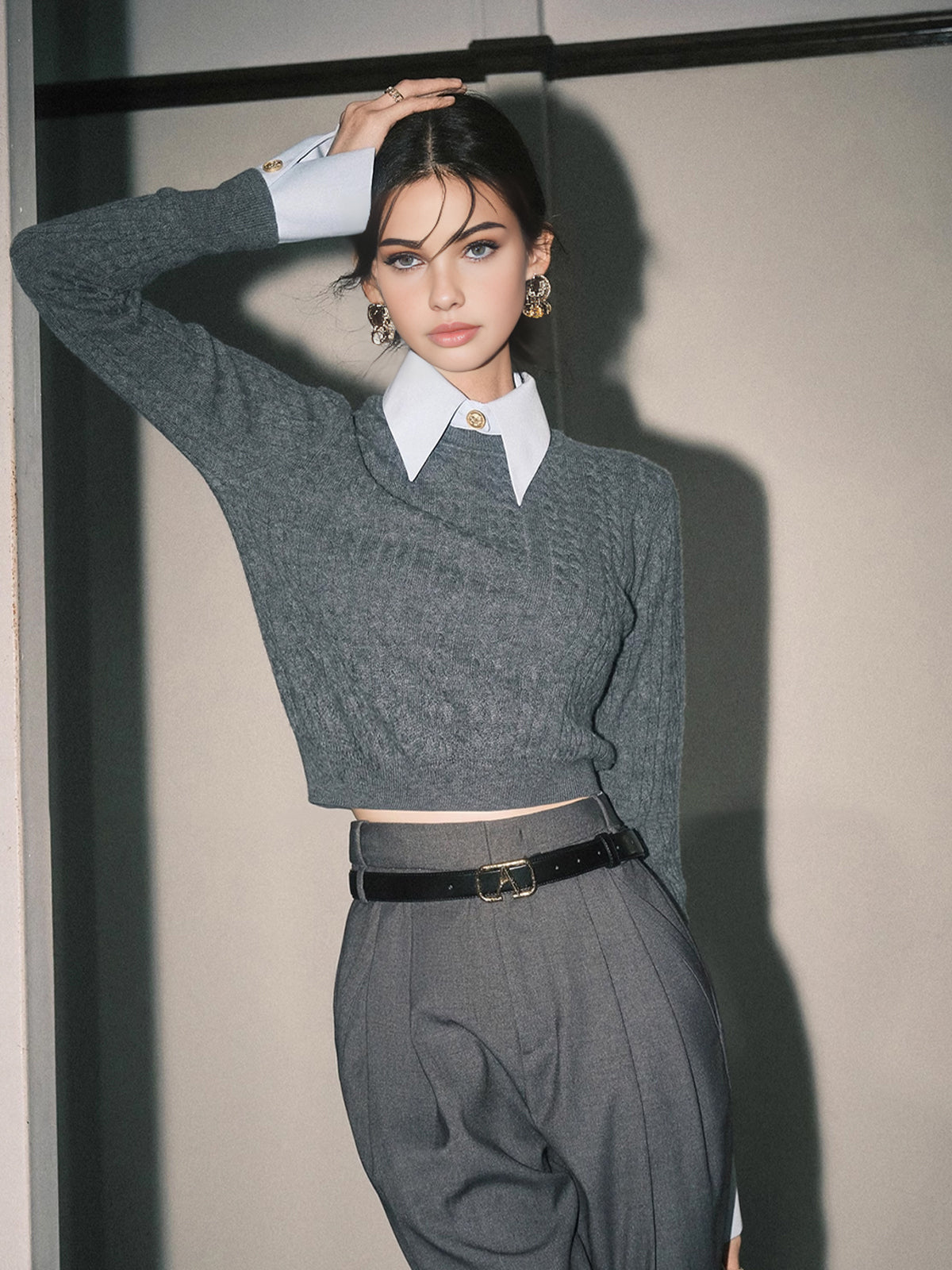 Kontrast Kesim Yumuşak Yaka Kazak