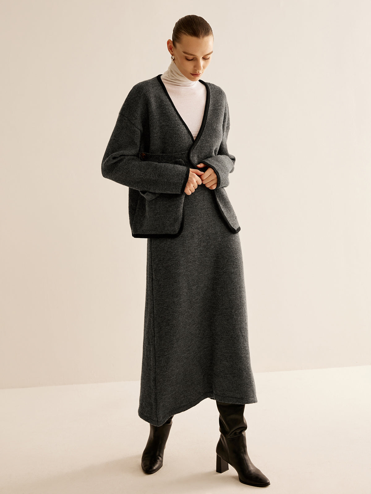 Kontrast Yan Borulu Kemerli Kazak Koordinatları