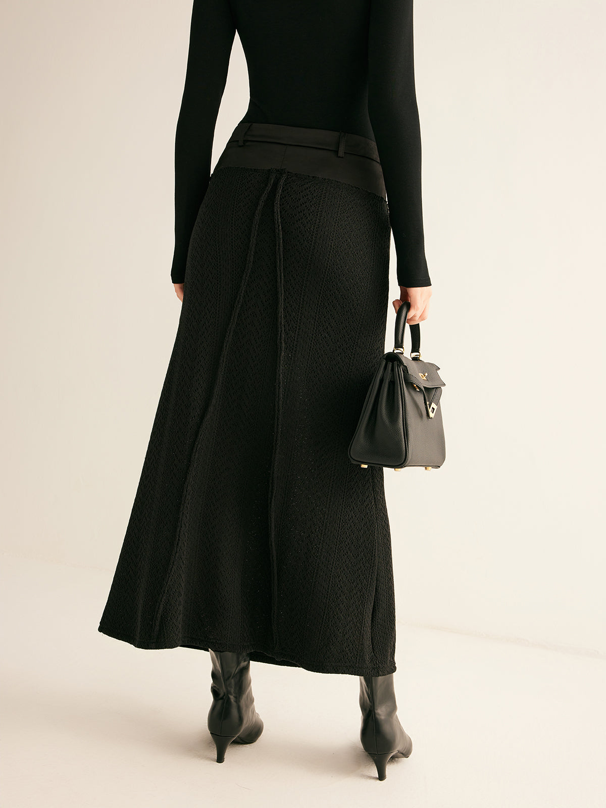 Kemersiz İçi Boş Borulu Kazak Etek