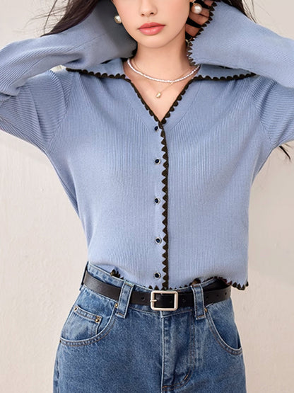 İşlemeli Yakalı Hırka