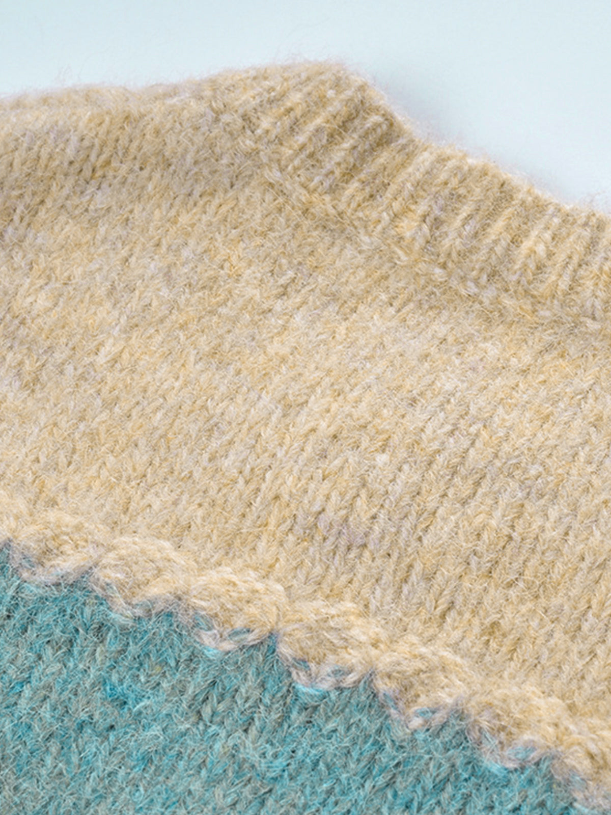 Tığ İşi Çiçekli Renk Bloklu Hırka