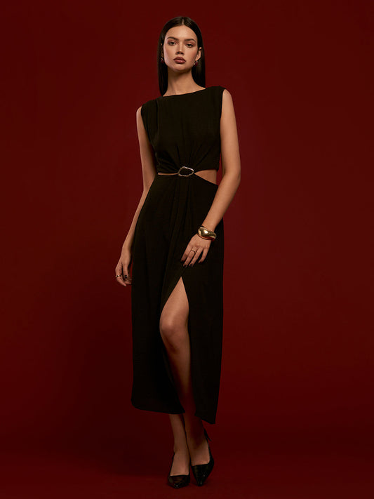 Metal Halka Kesimli Pileli Elbise