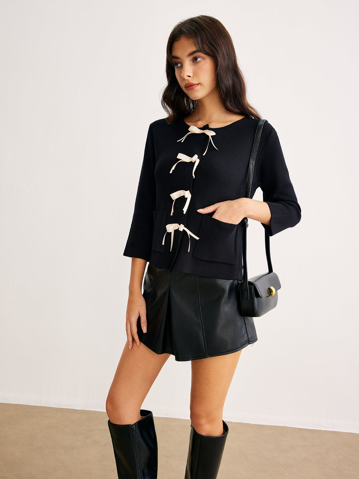 Fiyonk Dekor Cepli Örgü Üst