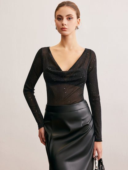 Yarı Şeffaf Kapşon Yakalı Payetli İnce Bluz