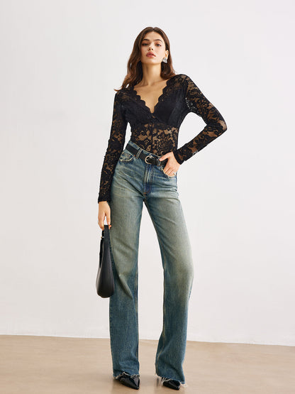 Dalgalı Kesim Şeffaf Dantel Panelli Body