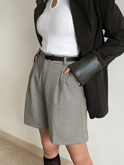 Chevron Tweed Kemerli Diz Şortu