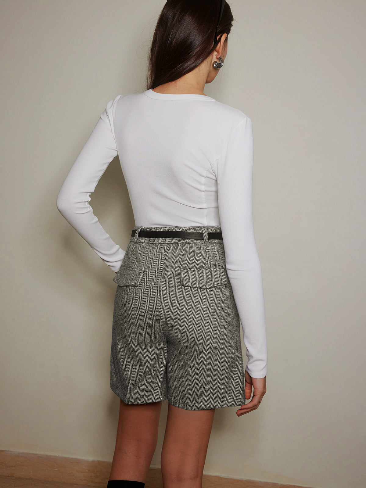 Chevron Tweed Kemerli Diz Şortu