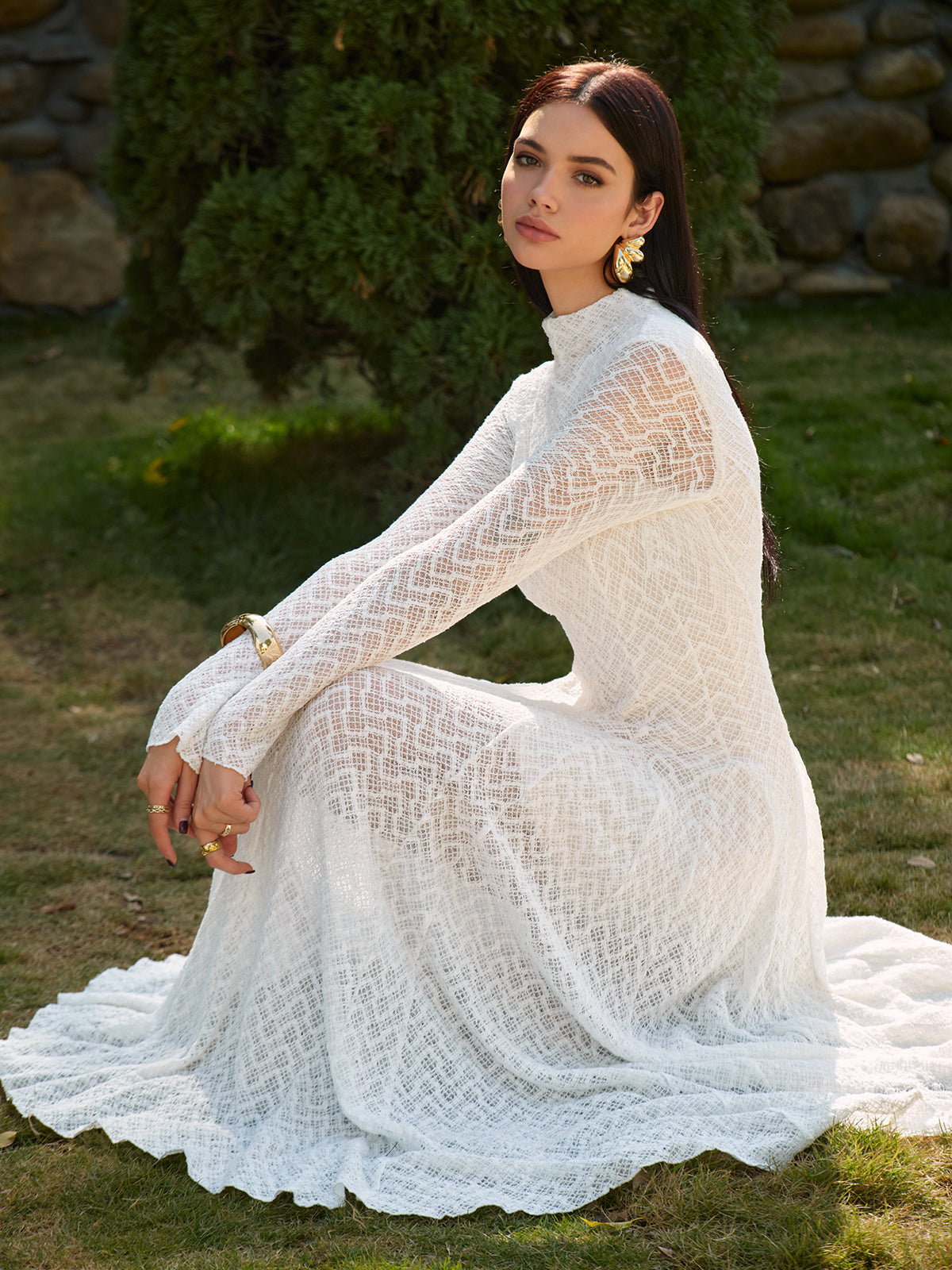 Yarı Şeffaf Balıkçı Yaka Dantel Uçuşan Uzun Elbise