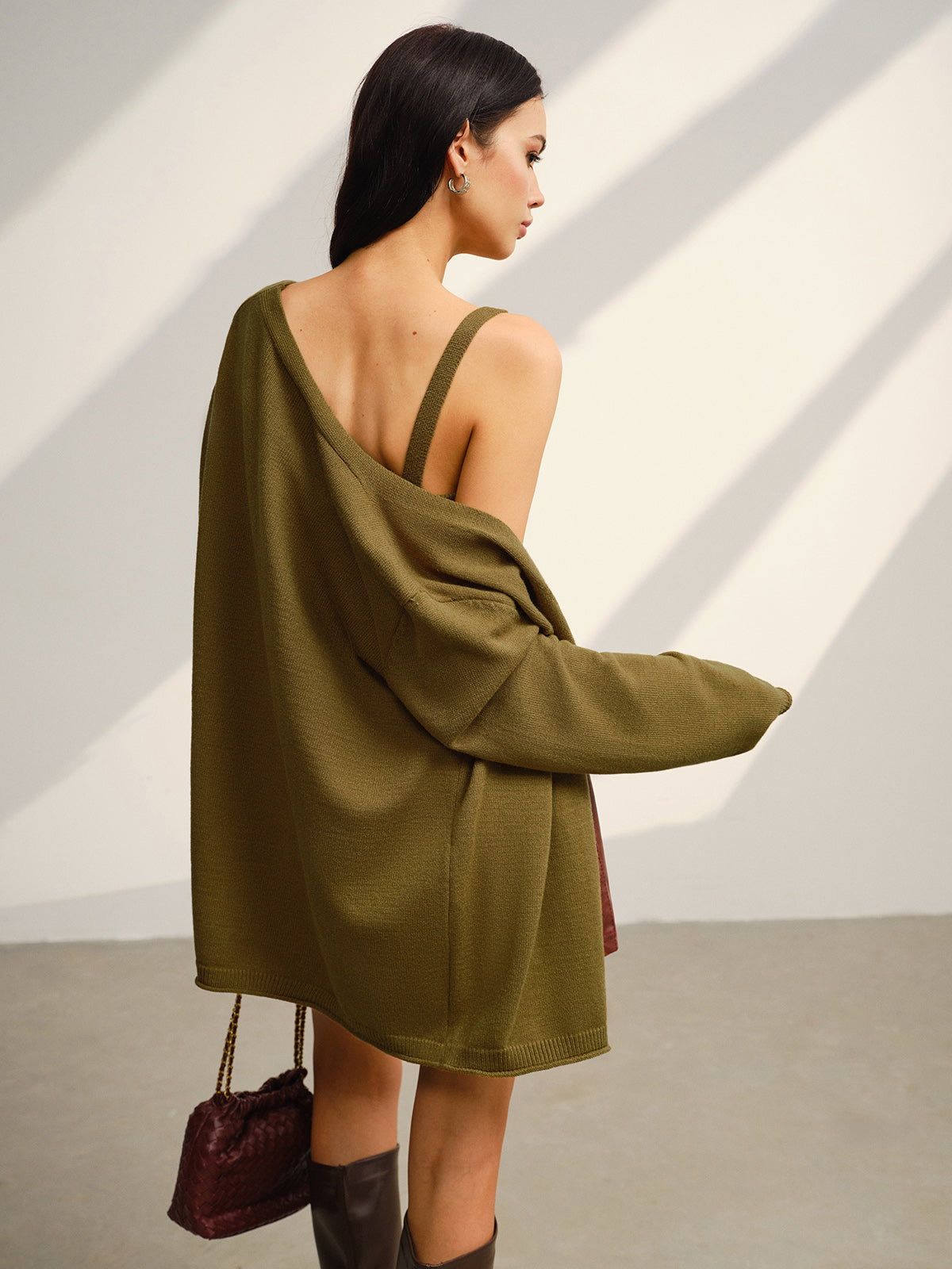 V Yakalı Kaburgalı Kazak Koordinatları