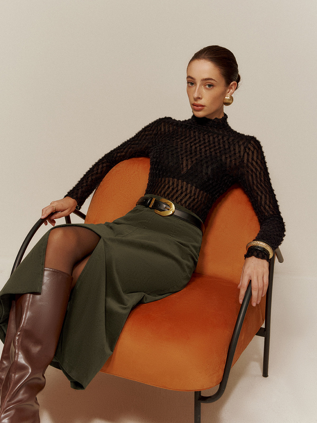 Önü Bölünmüş Kadife Etek Kemersiz