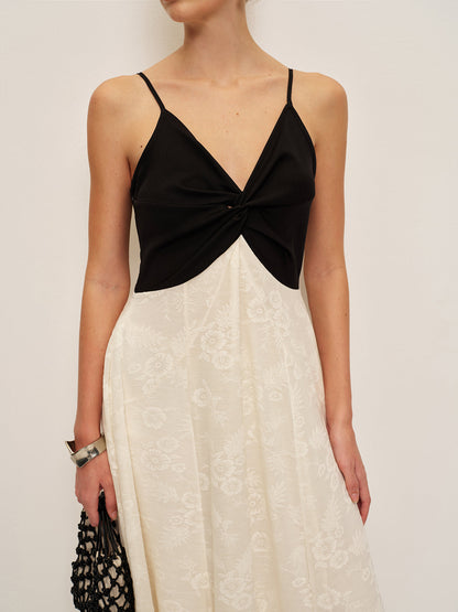 İki Renkli Büküm Ön Askılı Elbise