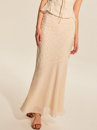 Yarı Şeffaf Çiçek İşlemeli Panel Etek