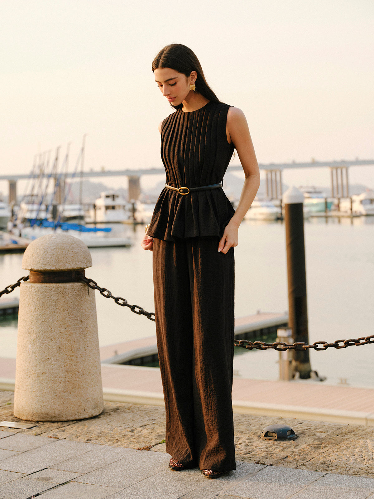 Peplum Üst Geniş Paça Pantolon Kemerli Takım