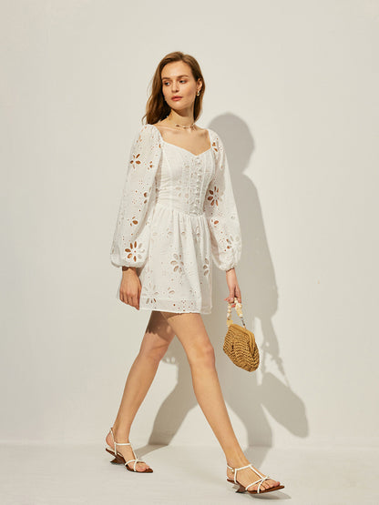 Pamuklu Çiçekli Sırtı Açık Elbise