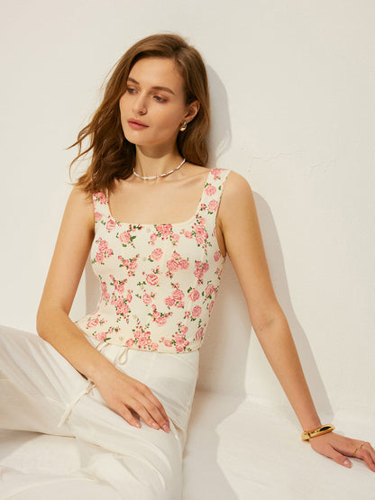 Çiçek Desenli Örgü Yelek