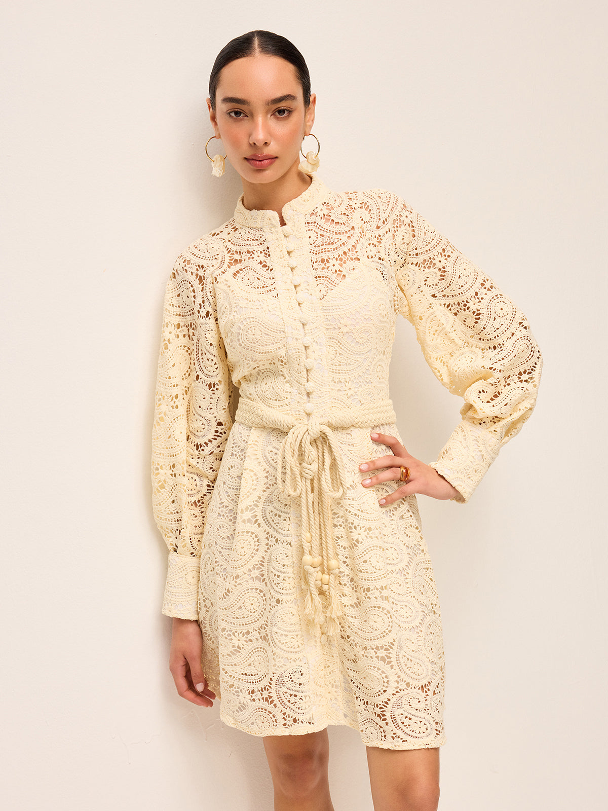 Yarı Şeffaf Dantel Kemerli Elbise