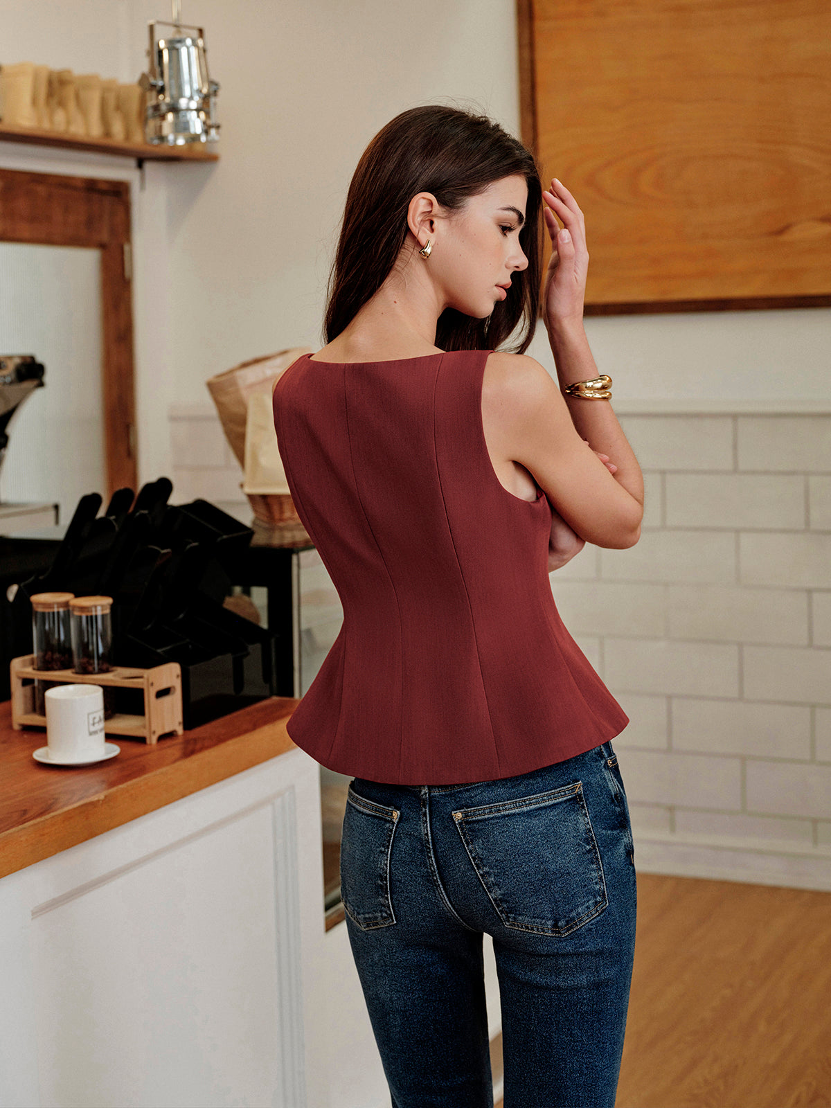 Kare Yaka Fermuarlı Atlet