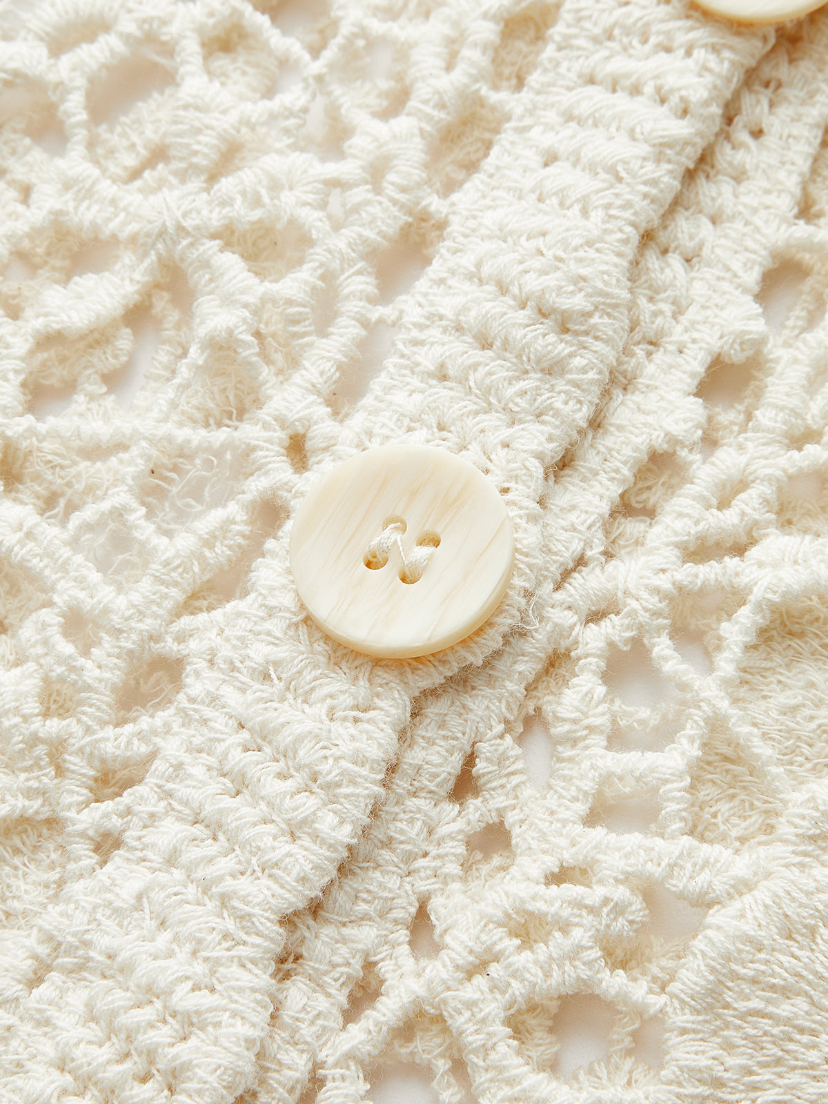 Tığ İşi Dantel Düğmeli Hırka