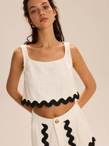 Kısaltılmış Tank Top Ve Taraklı Kesim Şort Takımı