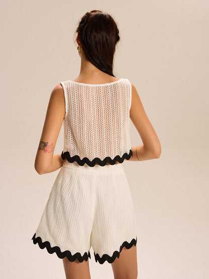 Kısaltılmış Tank Top Ve Taraklı Kesim Şort Takımı